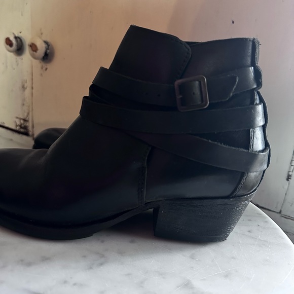 H by Hudson leather booties - Picture 3 of 4